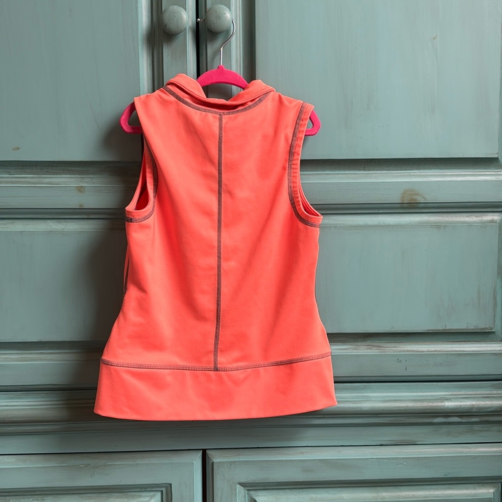 Vest - Picture 2 of 3